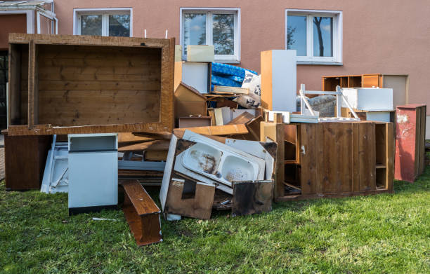 Best Furniture Removal  in Edwardsburg, MI